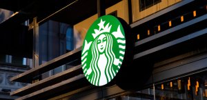 Starbucks CEO case study